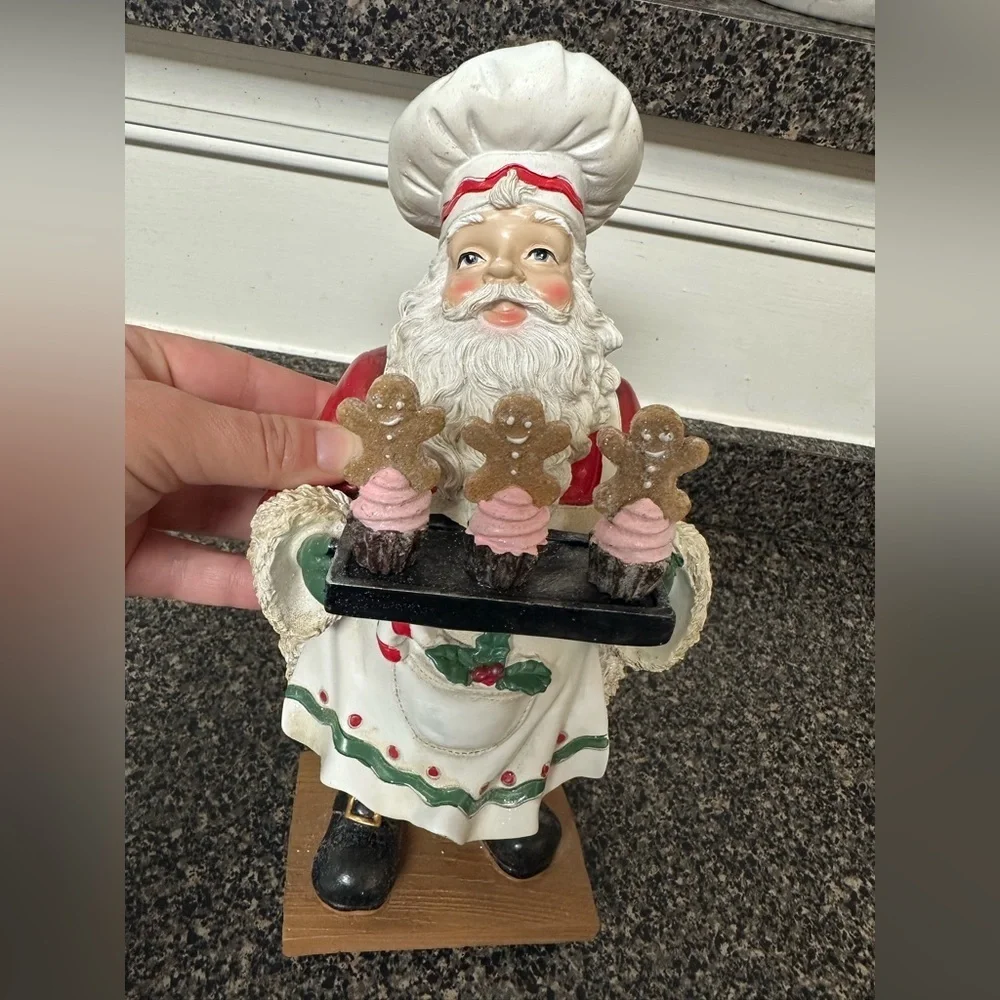 Santa Baking Gingerbread Cupcakes Statue Mr Claus Christmas Bakery